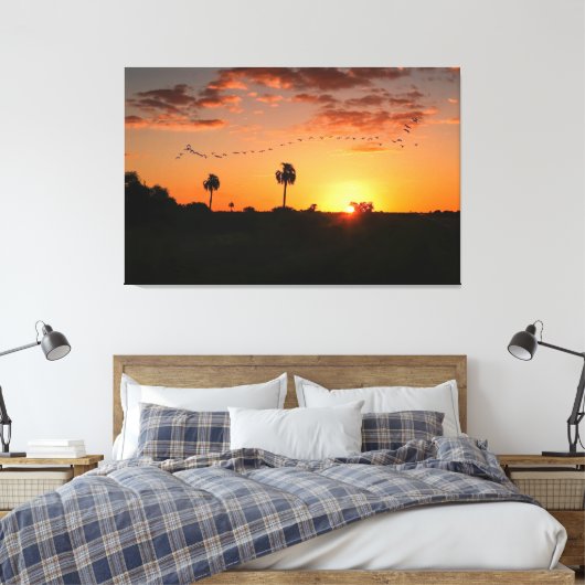 Vogels oversteken bij zonsondergang canvas afdruk (Insitu (Slaapkamer))