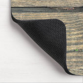 Vogeluitwerpselen spatten op verweerd hout muismat (Hoek)