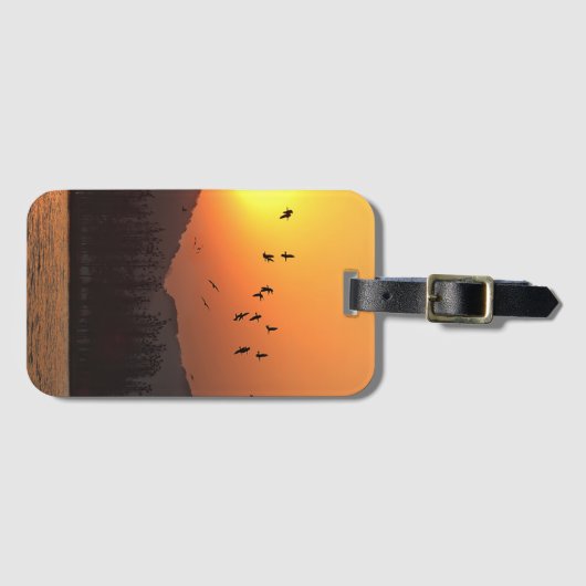 Vogelvliegen in de Sunset Sky boven het oostmeer Bagagelabel (Voorkant (horizontaal))