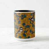 Vogelvogels op blauwbes-takken mok (Midden)