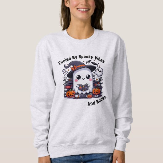 Vol met spookachtige vibes en boeken Halloween Trui (Voorkant)