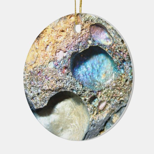 Volcanic Rock Keramisch Ornament (Links)