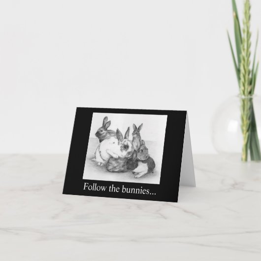 Volg de paaskonijntjes, ze hebben de chocolade kaart (Voorkant)