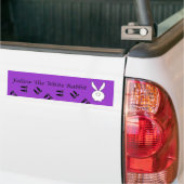 Volg de witte konijn bumpersticker (Op Truck)