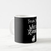 Volg het witte konijn koffiemok (Voorkant links)