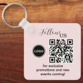 Volg Ons Roze Blush Sleutelhanger (Voorkant)