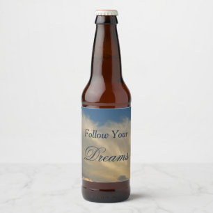 Volg uw dromen blauwe hemelwolken Afstuderen Bier Etiket