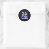 Volgende halte middelbare school groovy basisschoo ronde sticker (Tas)