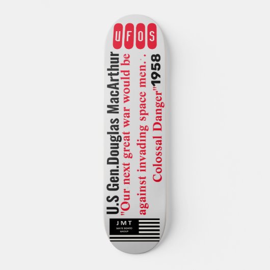 Volgende Oorlog UFOS Skateboard (Voorkant)