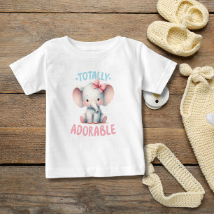 Volkomen aanbiddelijke babyolifant roze babymeisje