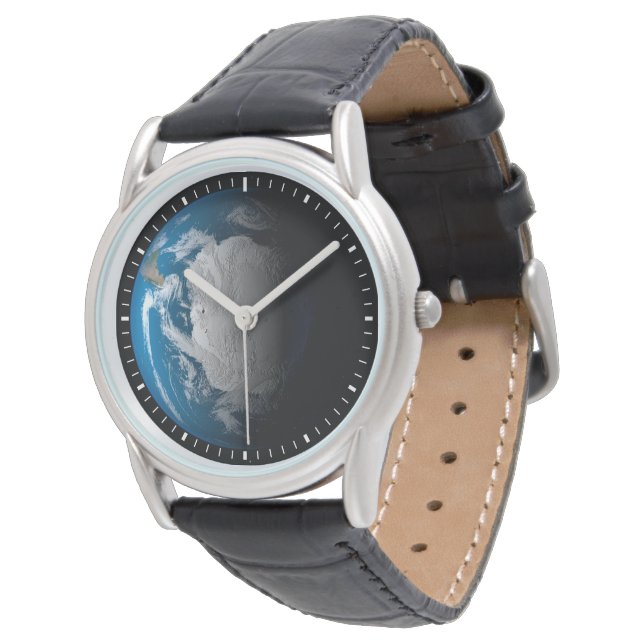 volle aarde met gesimuleerde wolken boven antarcti horloge (Gekanteld)