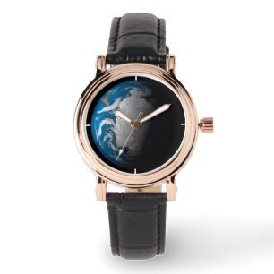 volle aarde met gesimuleerde wolken boven antarcti horloge