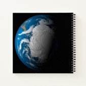 volle aarde met gesimuleerde wolken boven antarcti notitieboek (Achterkant)