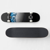 volle aarde met gesimuleerde wolken boven antarcti persoonlijk skateboard (Horizontaal)