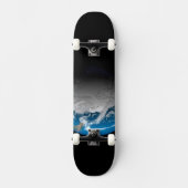 volle aarde met gesimuleerde wolken boven antarcti persoonlijk skateboard (Voorkant)