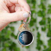 volle aarde met gesimuleerde wolken boven antarcti sleutelhanger (Hand)