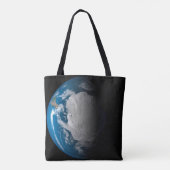 volle aarde met gesimuleerde wolken boven antarcti tote bag (Achterkant)