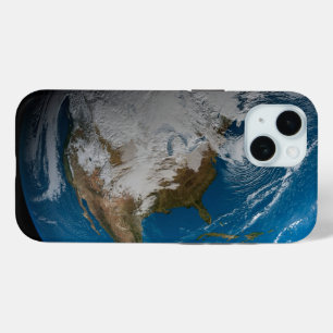 Volle Aarde met gesimuleerde wolken boven Noord-Am iPhone 15 Case