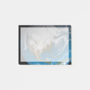 Volle Aarde met gesimuleerde wolken boven Noord-Am Post-it® Notes