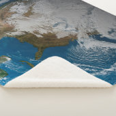 Volle Aarde met gesimuleerde wolken boven Noord-Am Sherpa Deken (3/4)