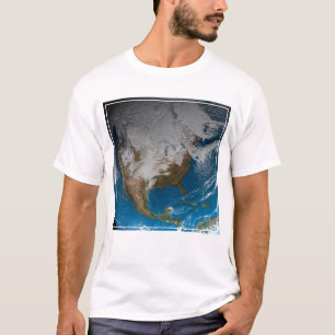Volle Aarde met gesimuleerde wolken boven Noord-Am T-shirt