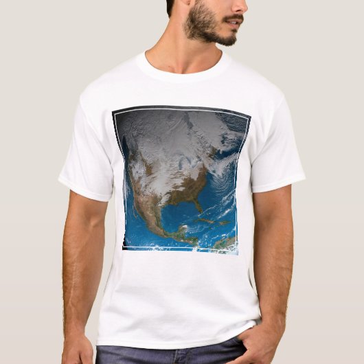 Volle Aarde met gesimuleerde wolken boven Noord-Am T-shirt (Voorkant)