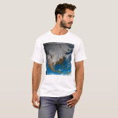 Volle Aarde met gesimuleerde wolken boven Noord-Am T-shirt (Voorkant volledig)