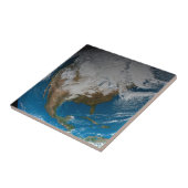 Volle Aarde met gesimuleerde wolken boven Noord-Am Tegeltje (Zijkant)