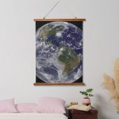 Volle aarde met orkaan Irene aan de oostkust. Hangend Wandkleed (Slaapkamer)