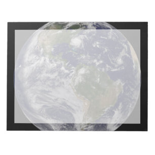 Volle aarde met orkaan Irene aan de oostkust. Notitieblok