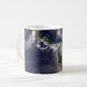 Volle aarde met orkaan Irene over de Bahama's. Koffiemok (Voorkant links)