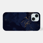 Volle aarde met stadslichten iPhone 15 case (Achterkant horizontaal)