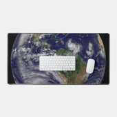 Volle aarde met tropische Stormen in de Atlantisch Bureaumat (Keyboard & Muis)