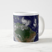 Volle aarde met tropische Stormen in de Atlantisch Grote Koffiekop (Voorkant rechts)