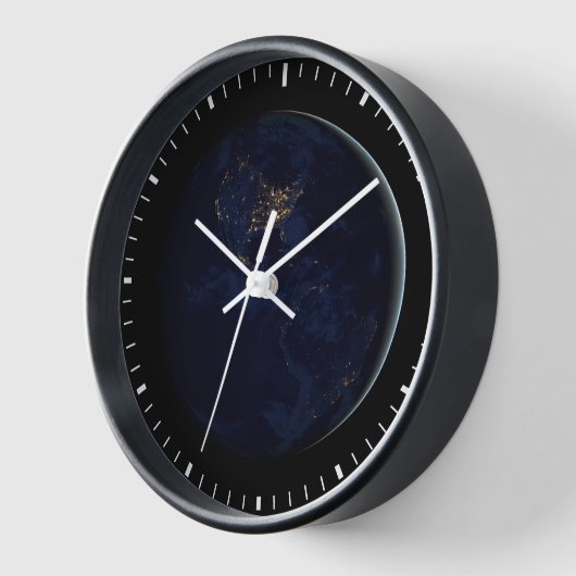 Volle aarde 's nachts met stadslichten van Amerika (Hoek)