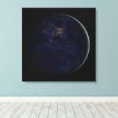 Volle aarde 's nachts met stadslichten van Amerika Canvas Afdruk (Insitu (Houten vloer))