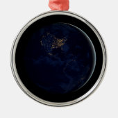 Volle aarde 's nachts met stadslichten van Amerika Metalen Ornament (Voorkant)