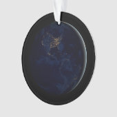 Volle aarde 's nachts met stadslichten van Amerika Ornament (voorkant)