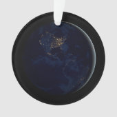 Volle aarde 's nachts met stadslichten van Amerika Ornament (voorkant)