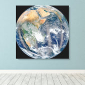 Volle aarde toont het oostelijk halfrond. canvas afdruk (Insitu (Houten vloer))