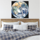 Volle aarde toont het oostelijk halfrond. canvas afdruk (Insitu (Slaapkamer))