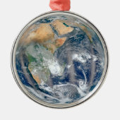 Volle aarde toont het oostelijk halfrond. metalen ornament (Voorkant)