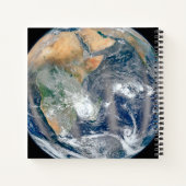 Volle aarde toont het oostelijk halfrond. notitieboek (Achterkant)