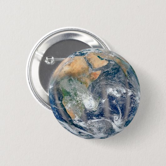 Volle aarde toont het oostelijk halfrond. ronde button 5,7 cm (Voorkant /achterkant)
