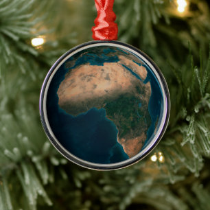 Volle aarde vanuit de ruimte boven het Afrikaanse Metalen Ornament