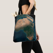 Volle aarde vanuit de ruimte boven het Afrikaanse  Tote Bag (Dichtbij)