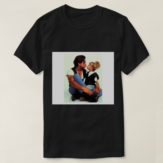 Volle House oom Jesse Michelle Funny Kiss Throw B T-shirt (Design voorkant)