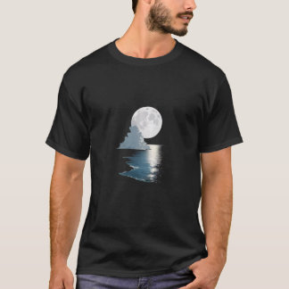 Volle maan boven zee en wolken t-shirt