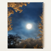 Volle maan omlijst door bomen planner (Achterkant)
