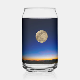 Volle maan stijgt boven zonsondergang blikvorm glas